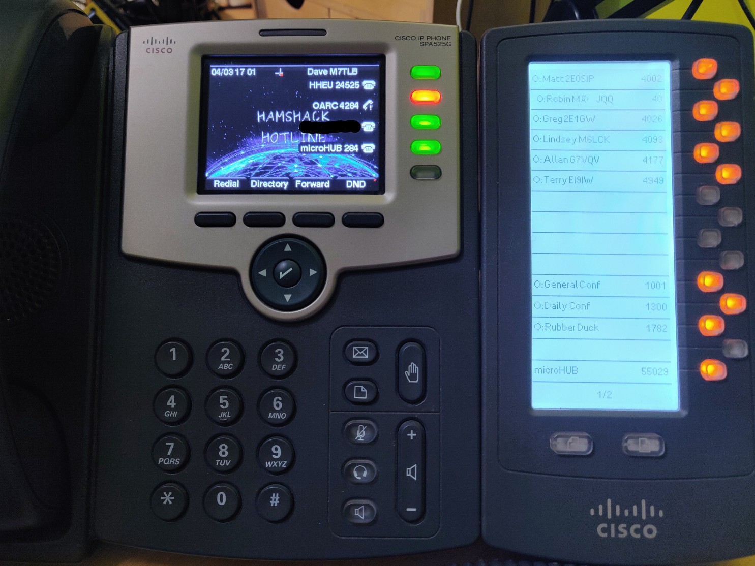 A picture of a Cisco SPA525G